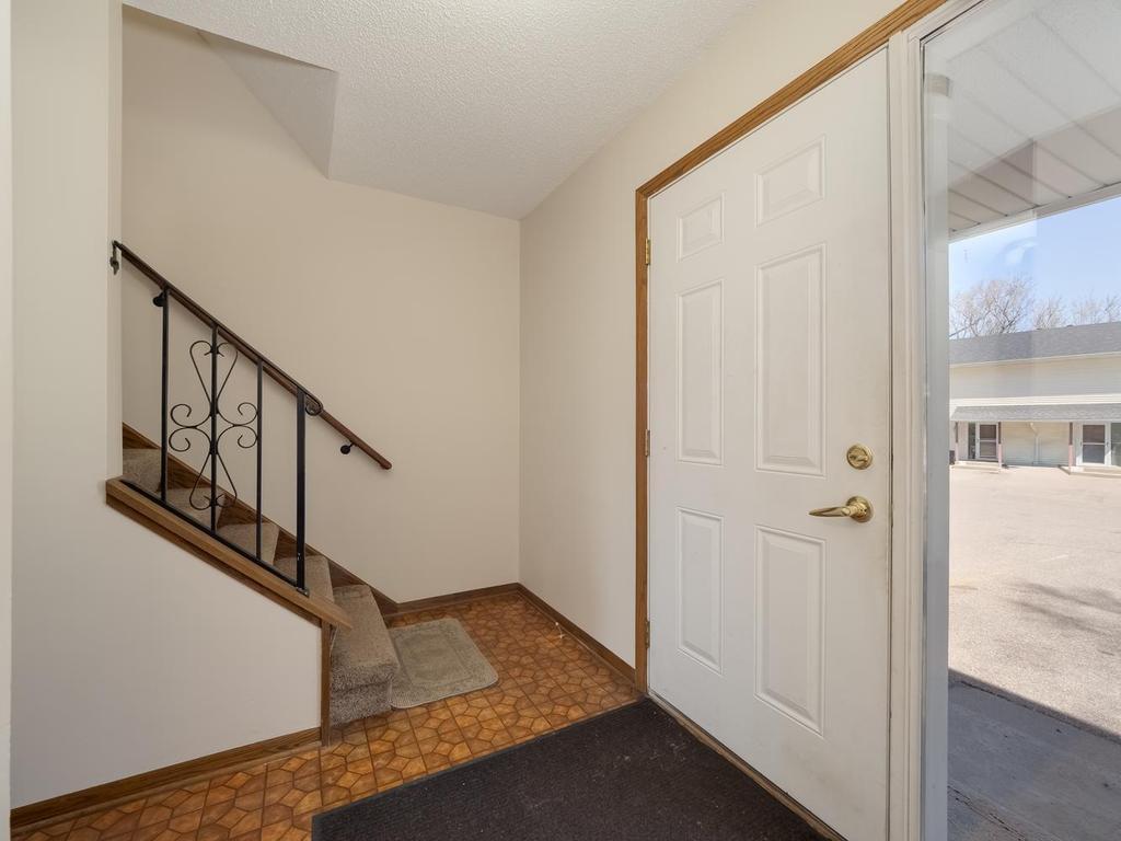 329 Winifred Street E Saint Paul MN 55107 7057547 image2