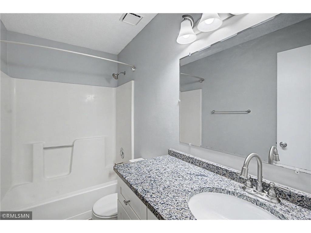 3292 Greenbrier Street #3292D Vadnais Heights MN 55127 7080194 image12