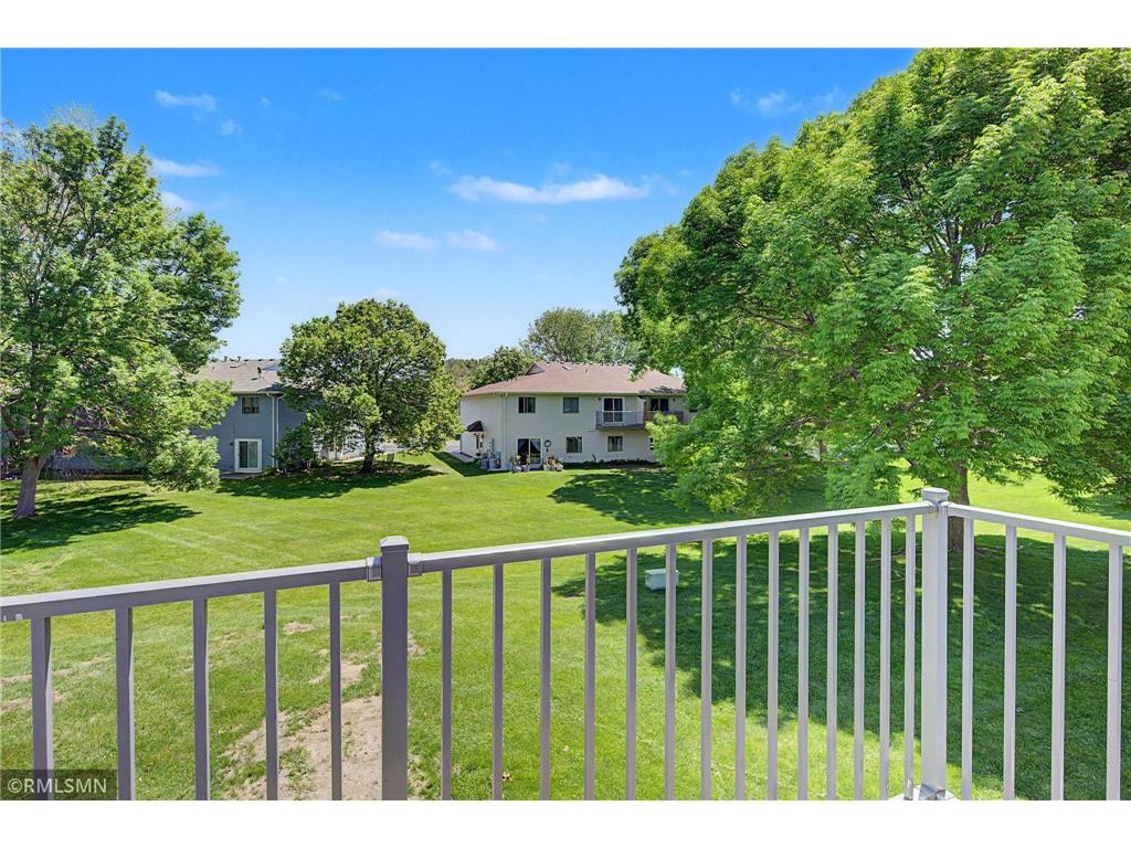 3292 Greenbrier Street #3292D Vadnais Heights MN 55127 7080194 image2