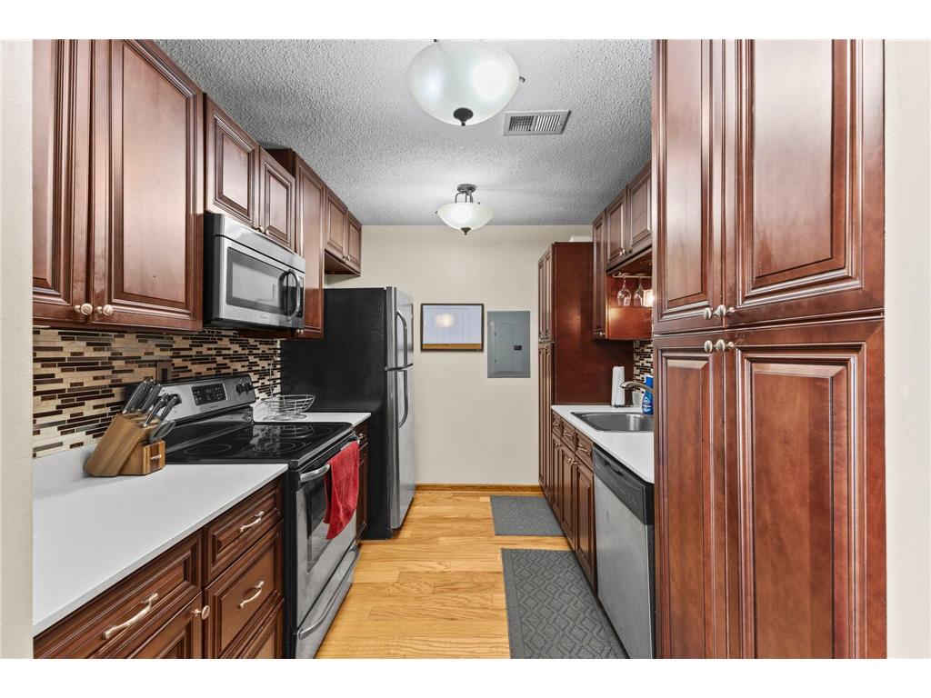 3295 67th Street E Inver Grove Heights MN 55076 7057378 image10