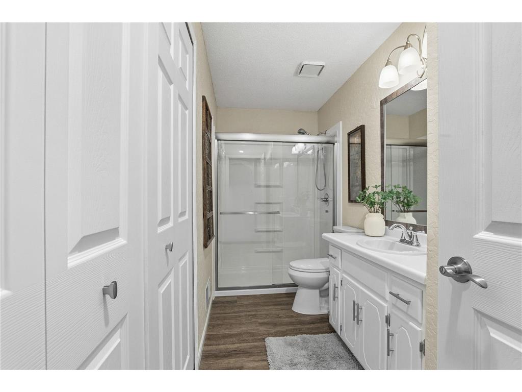 3295 Greenbrier Street #D105 Vadnais Heights MN 55127 7062757 image17