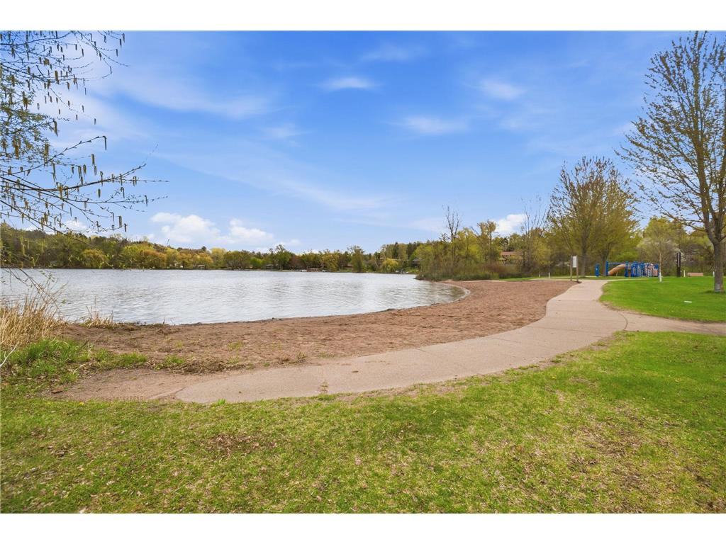 3295 Greenbrier Street #D105 Vadnais Heights MN 55127 7062757 image32
