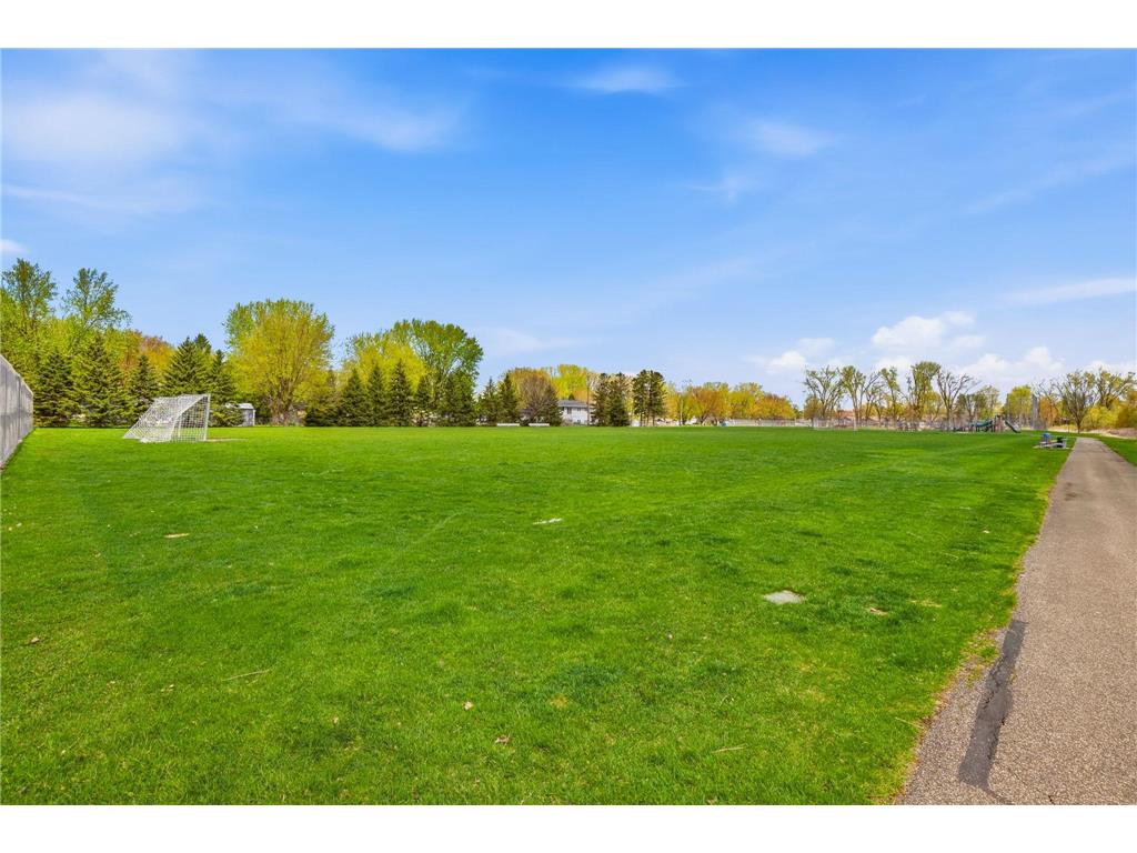 3295 Greenbrier Street #D105 Vadnais Heights MN 55127 7062757 image39
