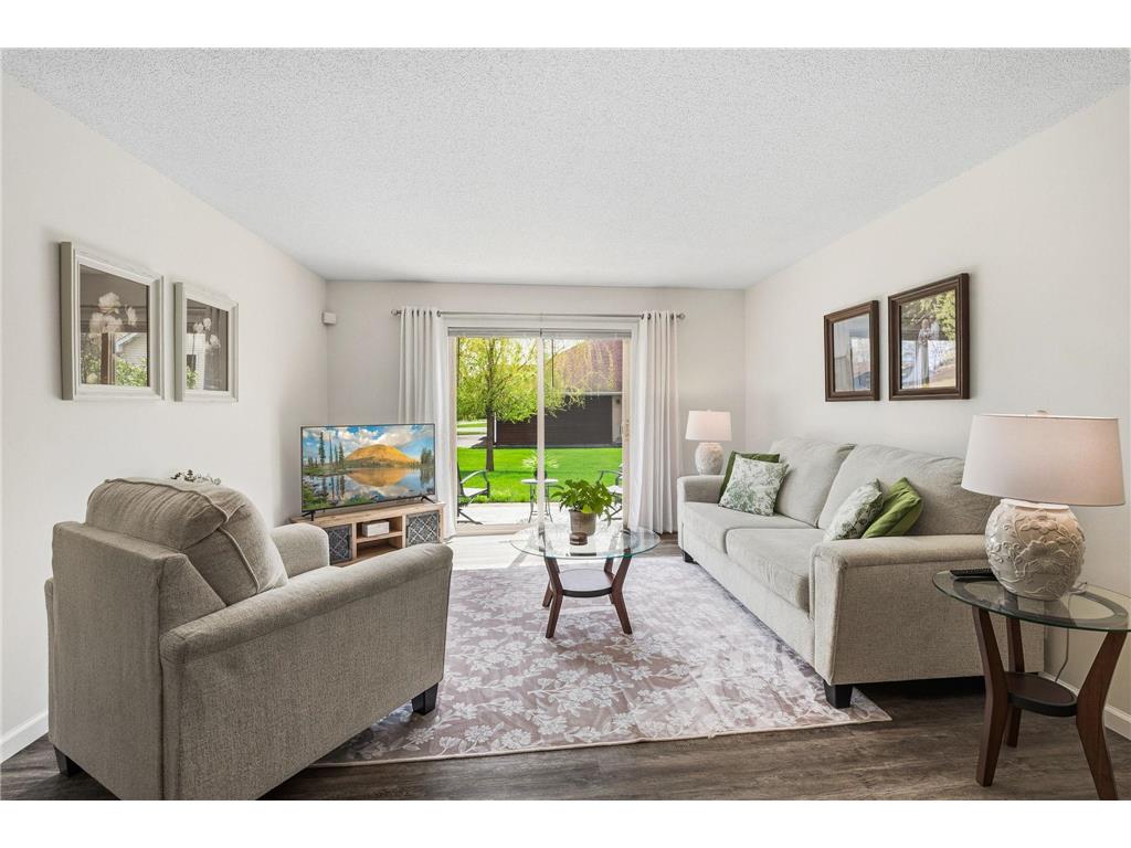 3295 Greenbrier Street #D105 Vadnais Heights MN 55127 7062757 image4