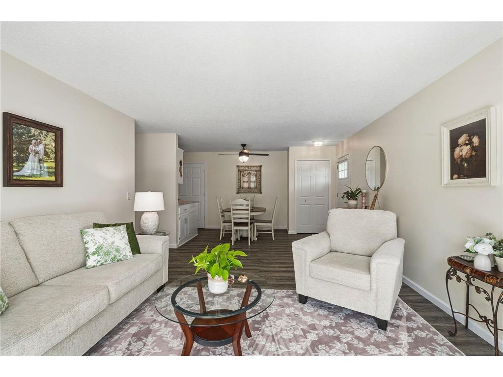 3295 Greenbrier Street #D105 Vadnais Heights MN 55127 7062757 image5