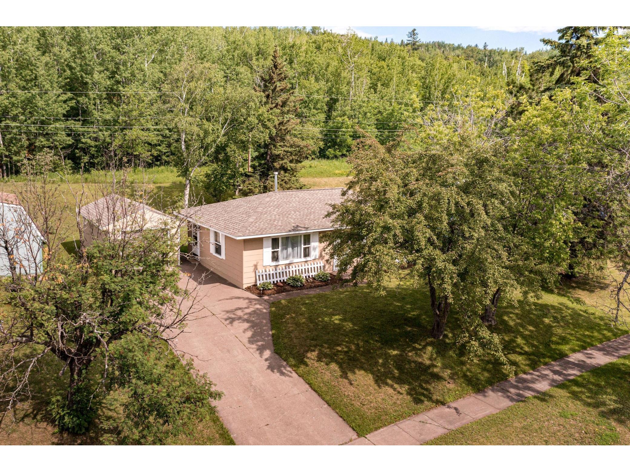 33 Adams Boulevard, Silver Bay, MN 55614 MLS 6016172 Edina Realty