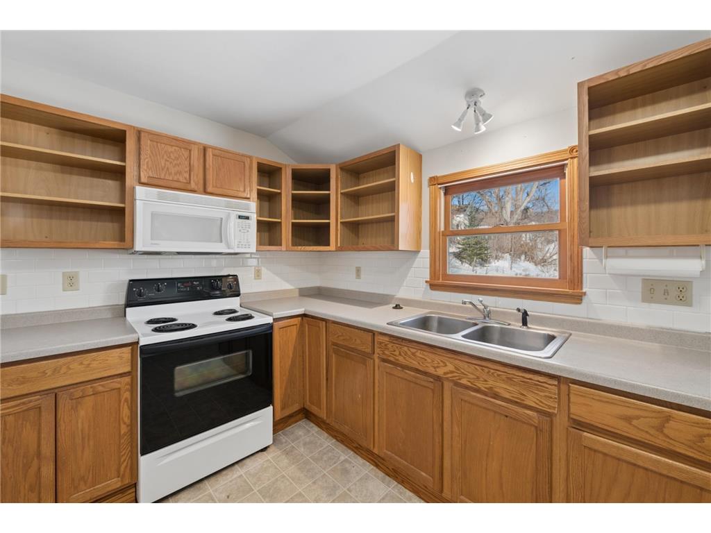33 S 4th Street Bayfield WI 54814 7021566 image20