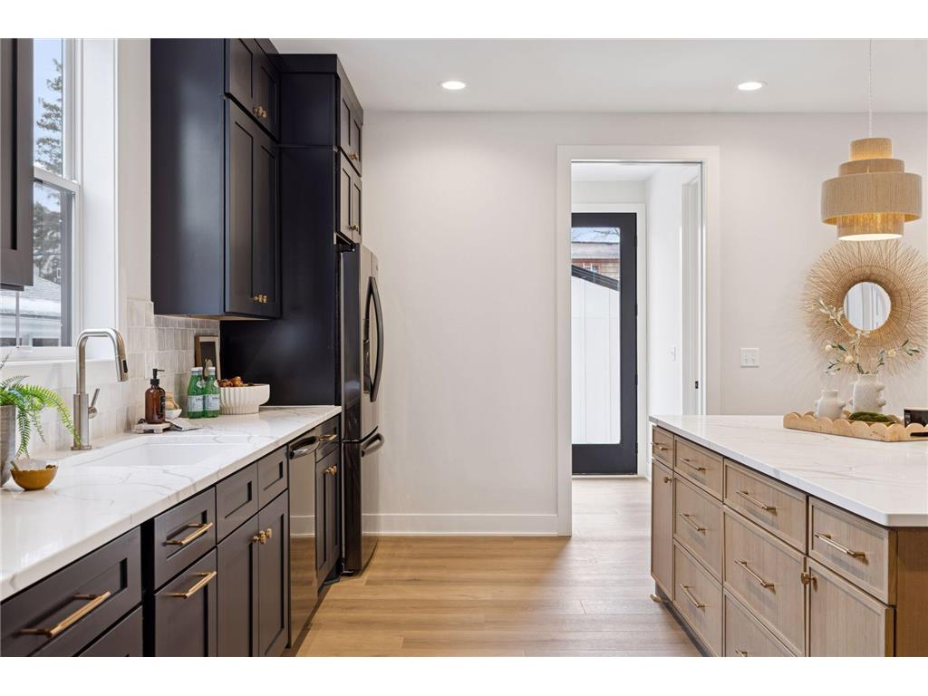 330 11th Avenue N Hopkins MN 55343 7010795 image31