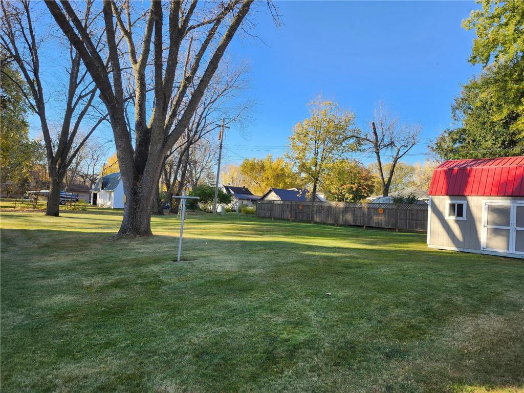 330 1st Street W Lake Lillian MN 56253 6823469 image38