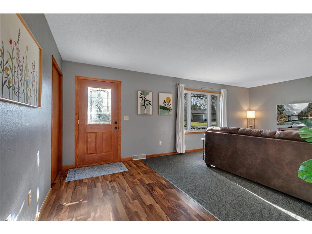 330 8th Street E Hector MN 55342 6702852 image11