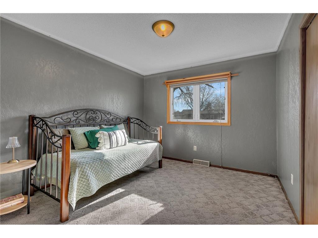 330 8th Street E Hector MN 55342 6702852 image14