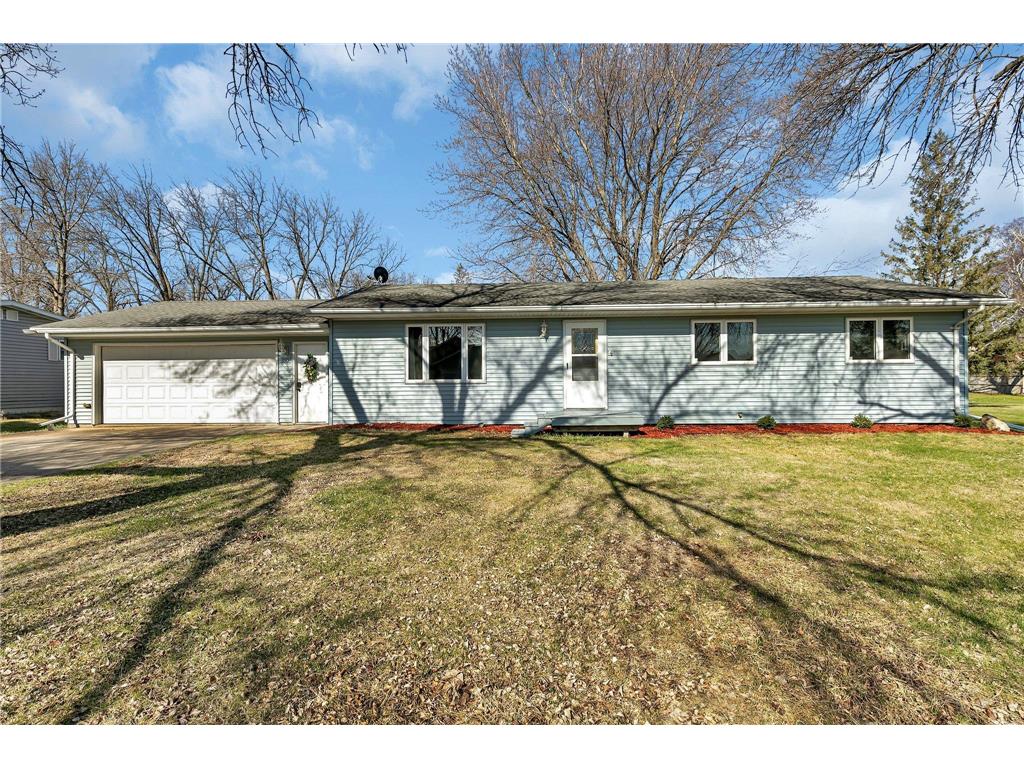 330 8th Street E Hector MN 55342 6702852 image2