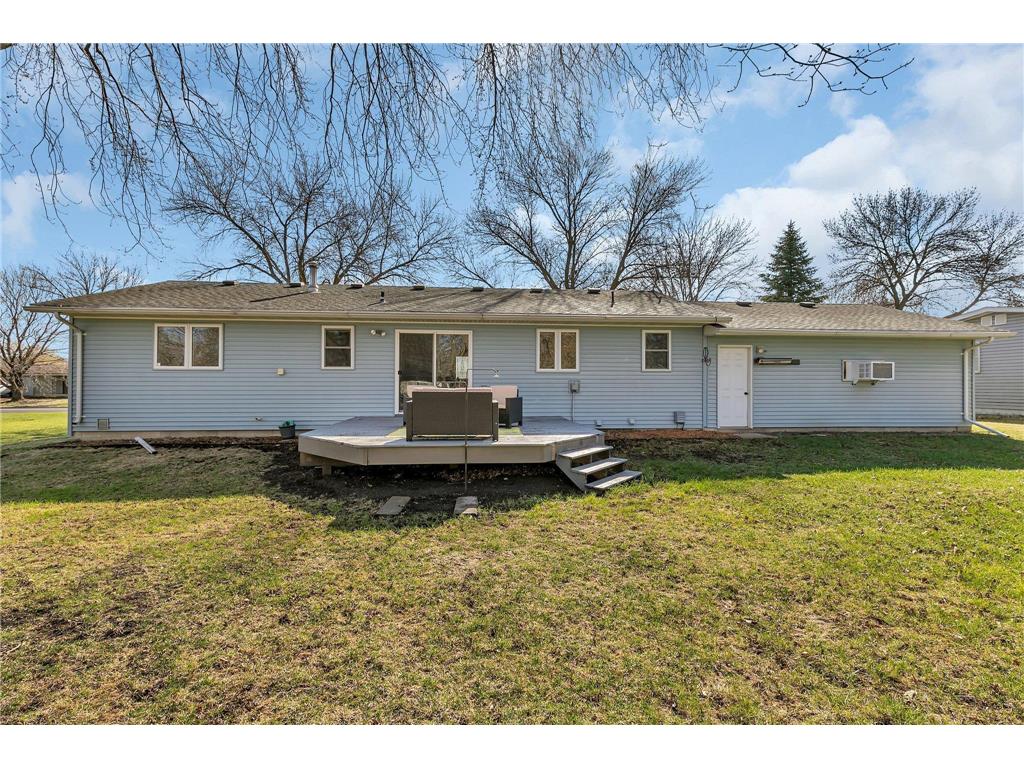 330 8th Street E Hector MN 55342 6702852 image6