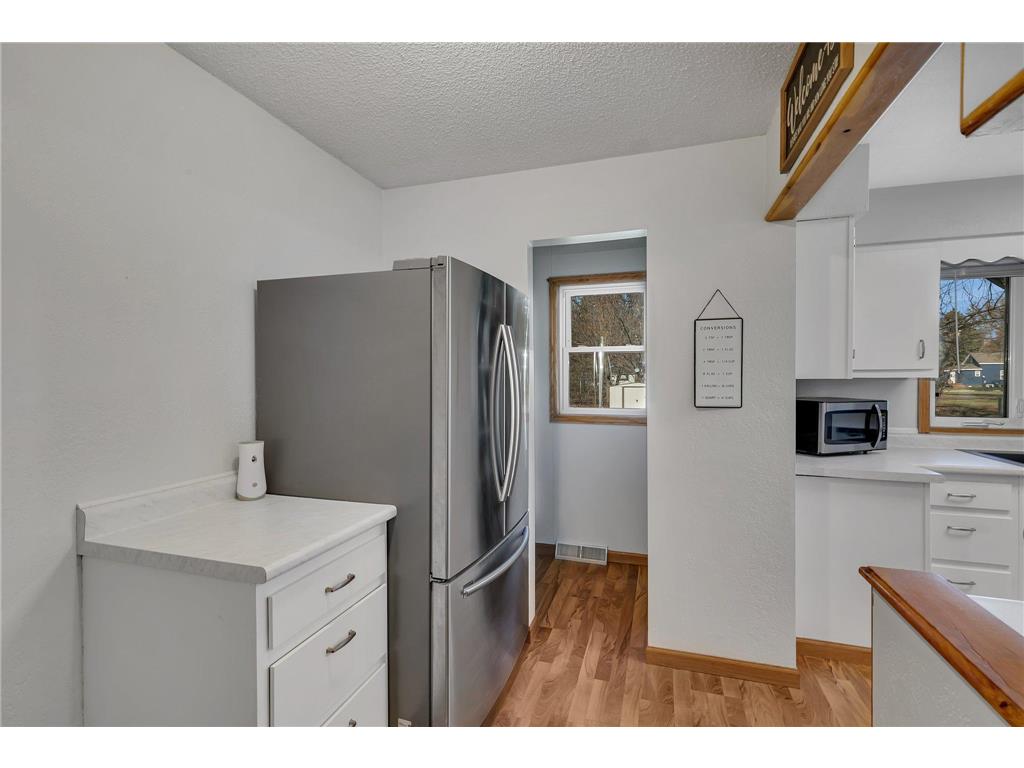 330 8th Street E Hector MN 55342 6702852 image8