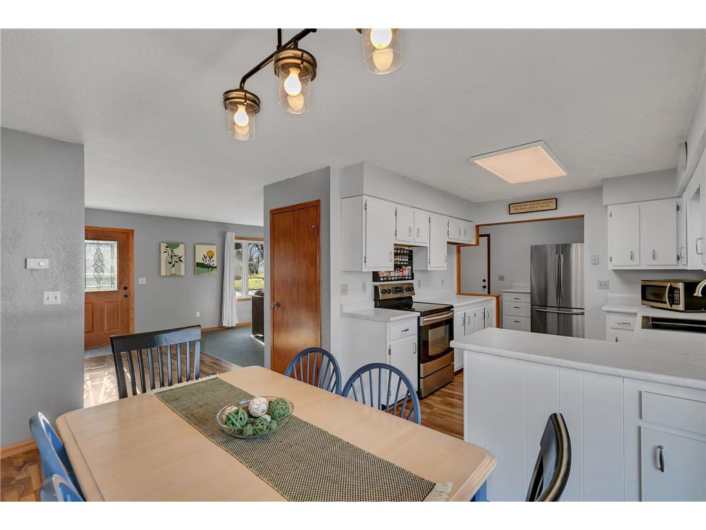 330 8th Street E Hector MN 55342 6702852 image9