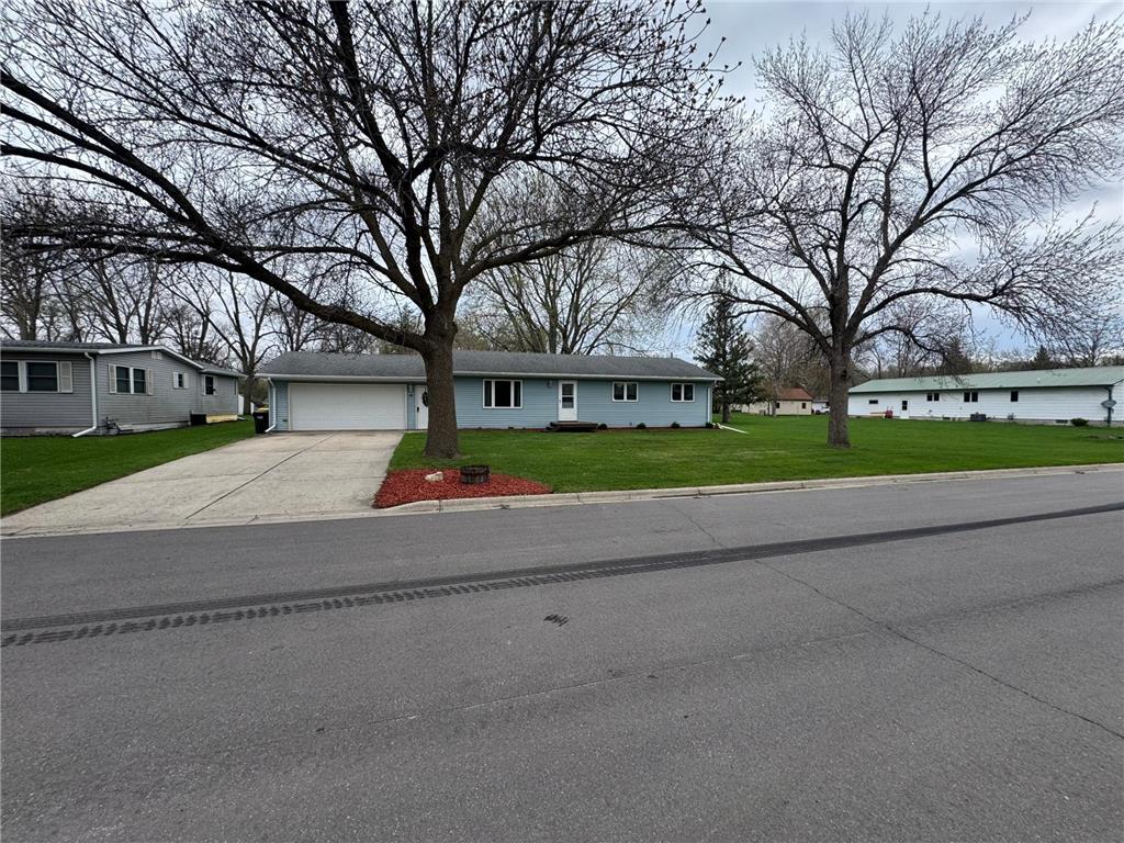 330 8th Street E Hector MN 55342 7063710 image1