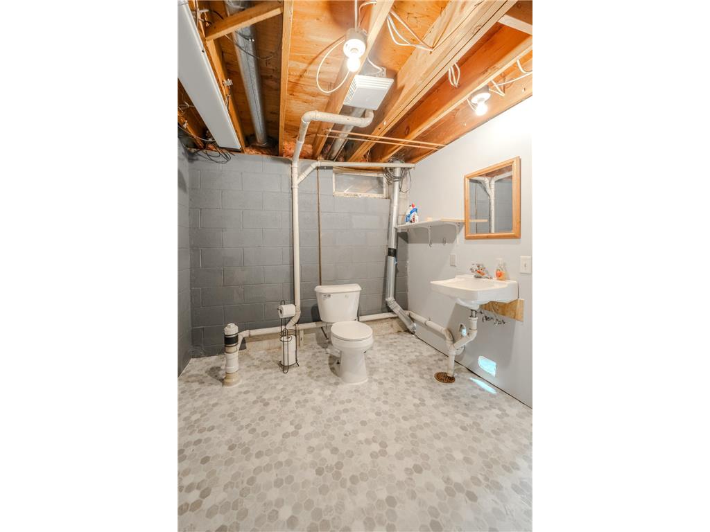 330 8th Street E Hector MN 55342 7063710 image18