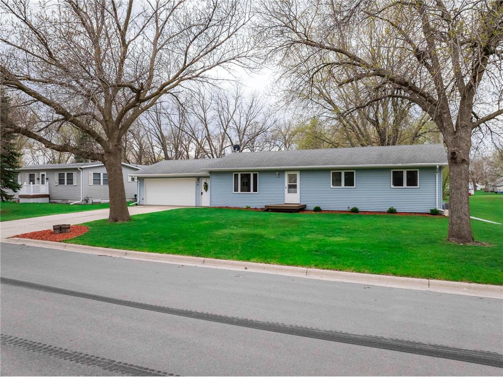 330 8th Street E Hector MN 55342 7063710 image2