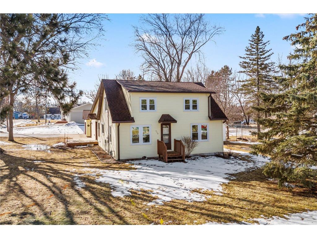 330 E Rosenlund Street Woodville WI 54028 6658566 image1