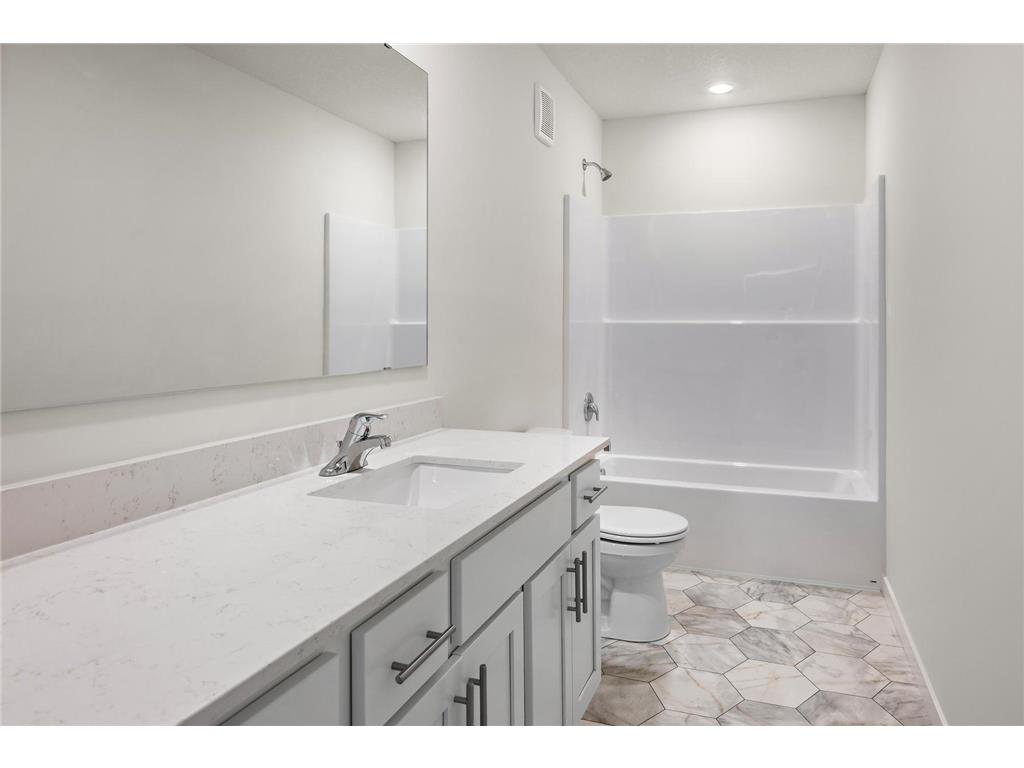 330 Florence Avenue S Annandale MN 55302 6787499 image18