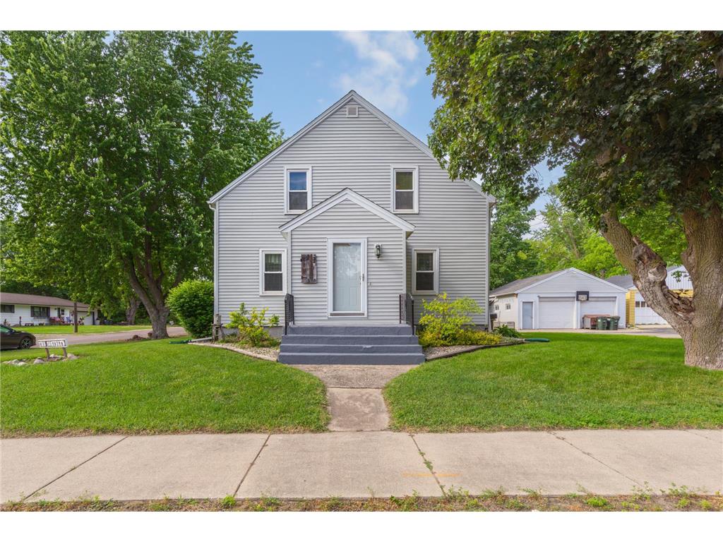 330 Lake Street W Waterville MN 56096 7089749 image1