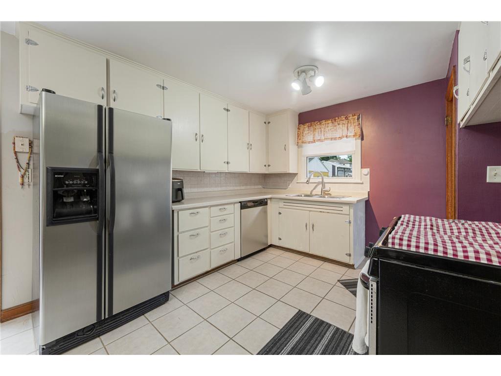 330 Lake Street W Waterville MN 56096 7089749 image11