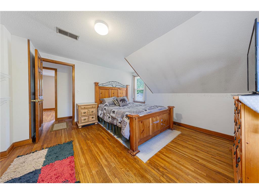 330 Lake Street W Waterville MN 56096 7089749 image25