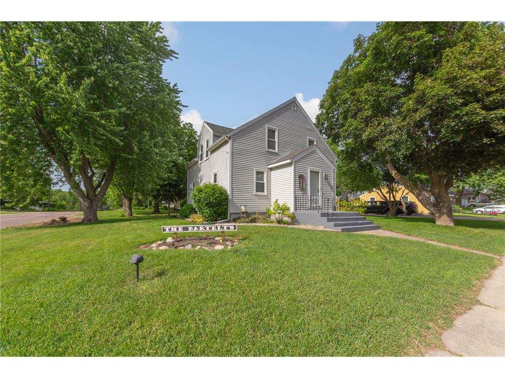 330 Lake Street W Waterville MN 56096 7089749 image35