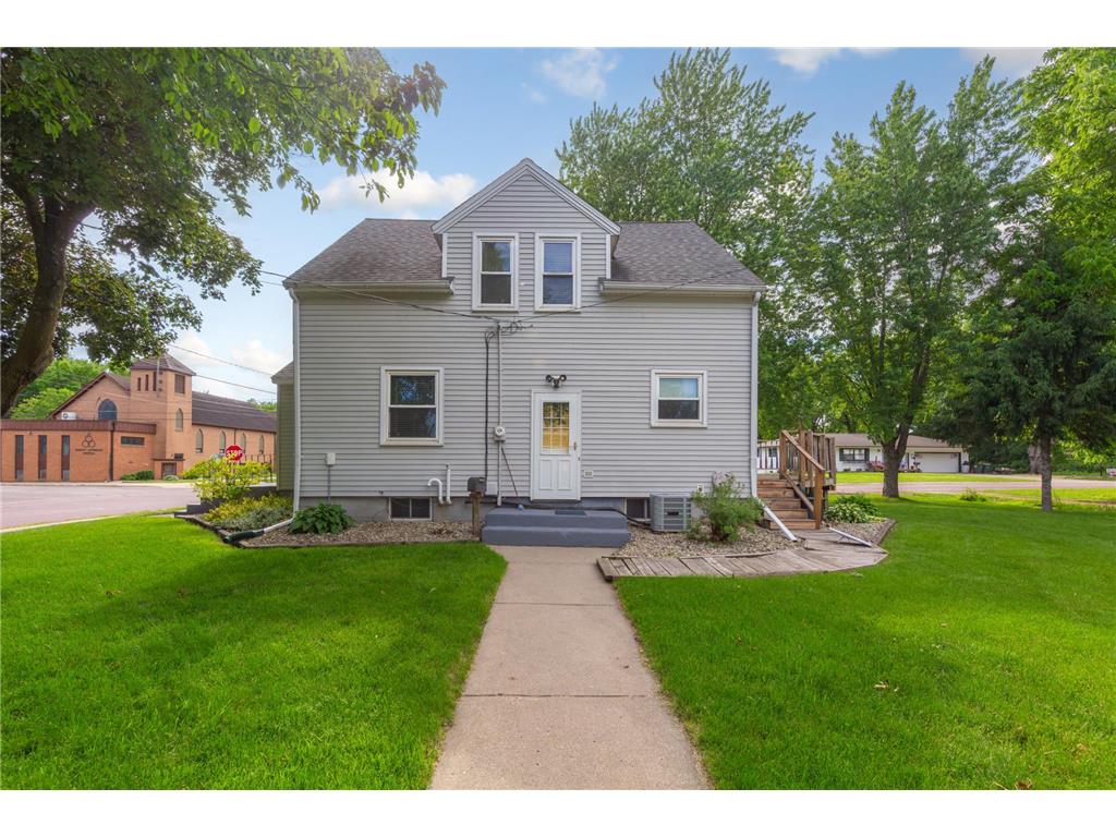 330 Lake Street W Waterville MN 56096 7089749 image36