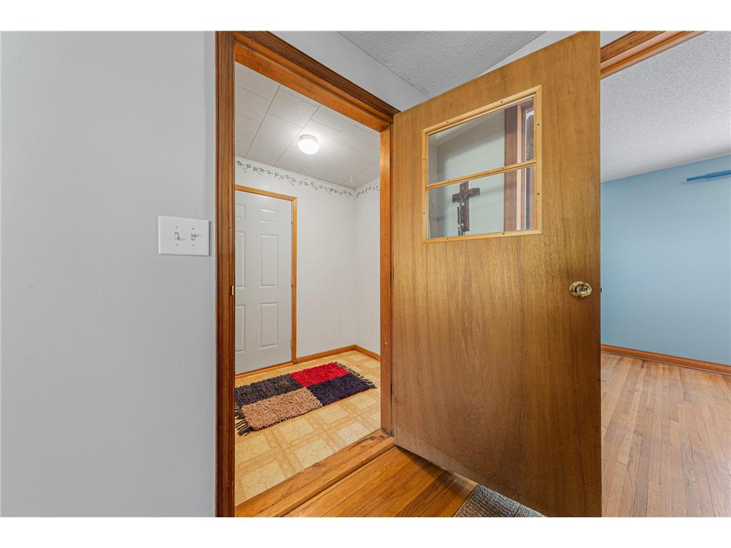 330 Lake Street W Waterville MN 56096 7089749 image6