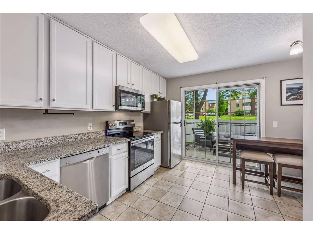 330 Leeward Trail Woodbury MN 55129 7074824 image11
