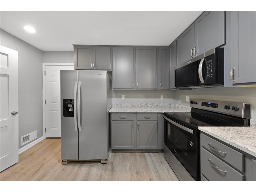 330 Main Street Green Isle MN 55338 7106590 image11