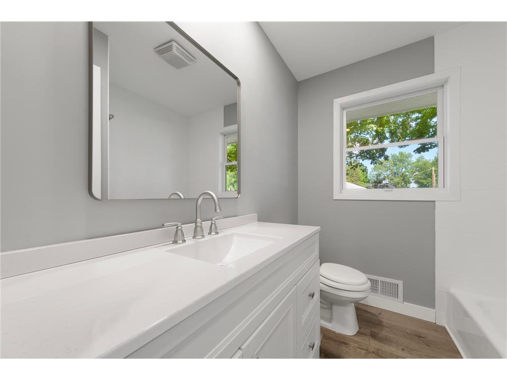 330 Main Street Green Isle MN 55338 7106590 image18