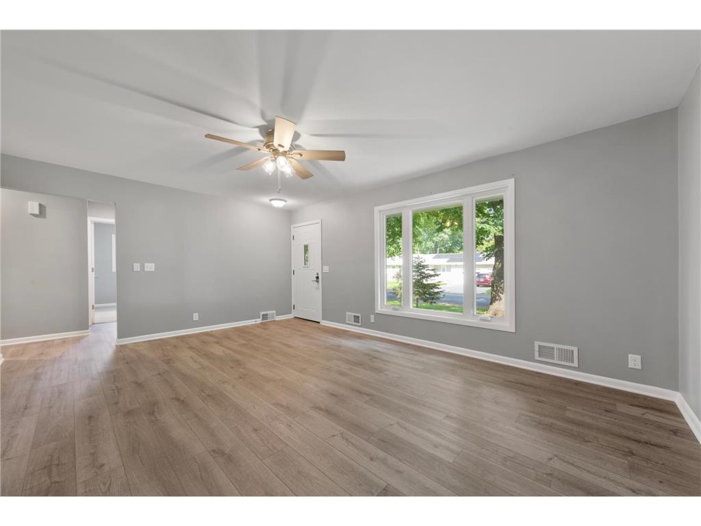 330 Main Street Green Isle MN 55338 7106590 image2