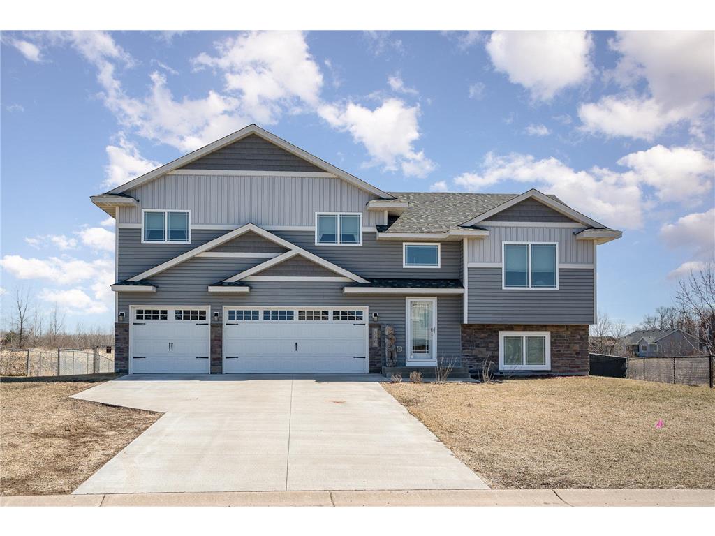 330 N Benet Avenue Rush City MN 55069 6689274 image1