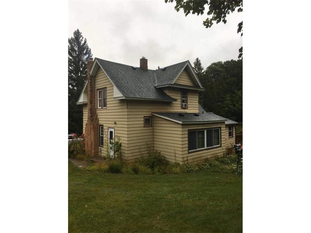 330 S East Avenue Dresser WI 54009 6505116 image1