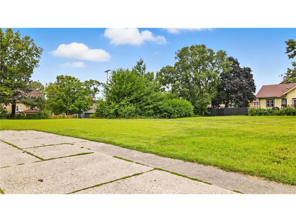 330 S Oak Avenue Owatonna MN 55060 7000722 image8