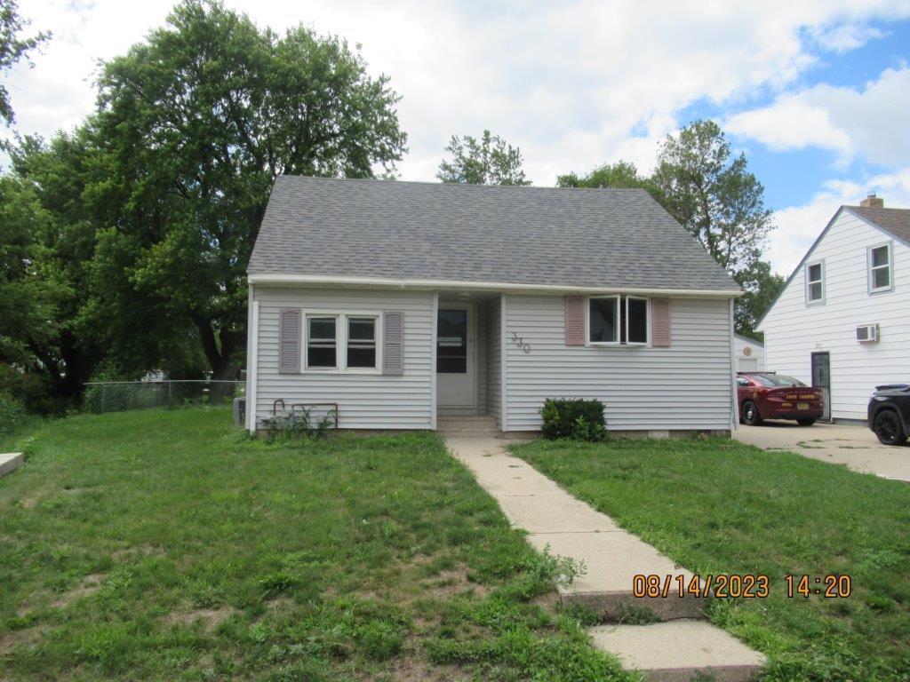 330 SW Park Street Luverne MN 56156 6422092 image1