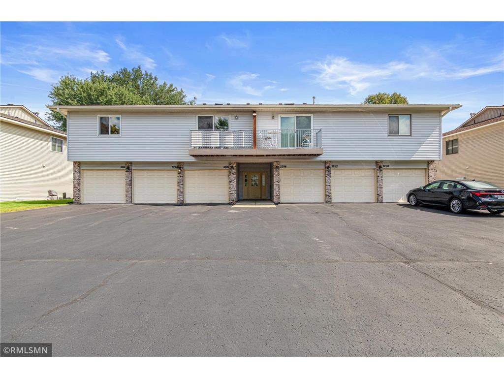 3300 Greenbrier Street #3300C Vadnais Heights MN 55127 6782680 image1