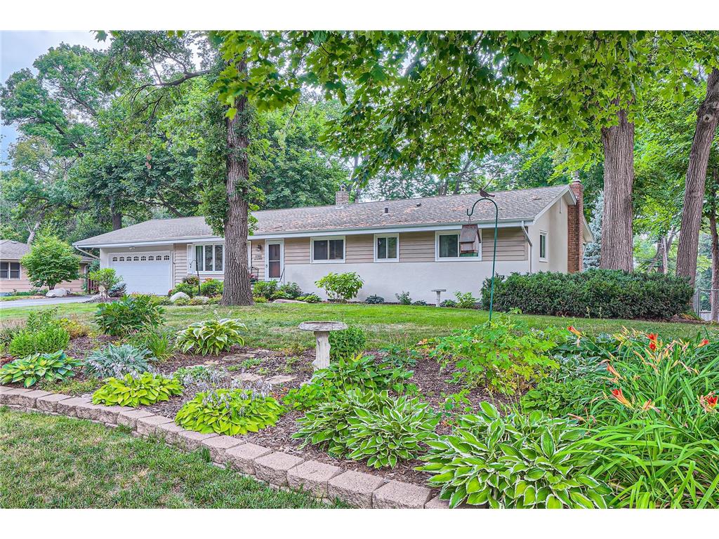 3300 Highland Drive Burnsville MN 55337 6400686 image1