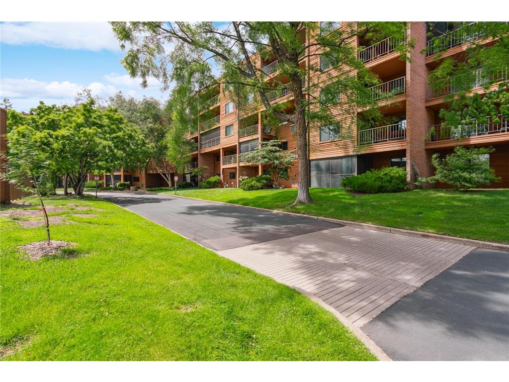 3300 Louisiana Avenue S #218 Saint Louis Park MN 55426 6558965 image1