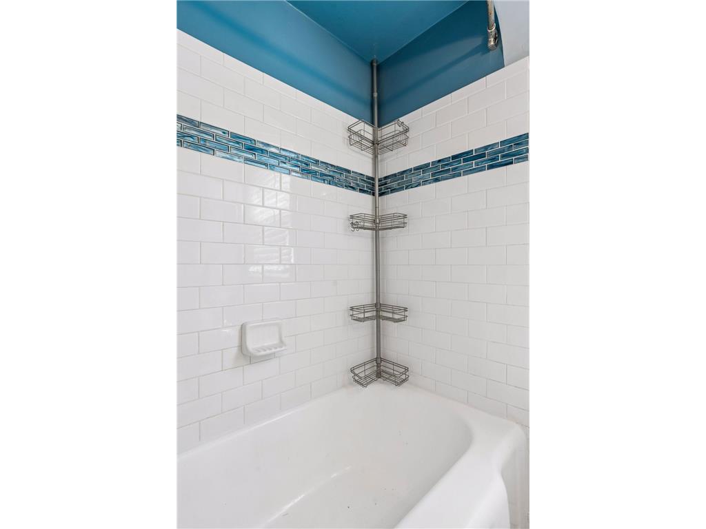 3301 Brownlow Avenue Saint Louis Park MN 55426 7083027 image20