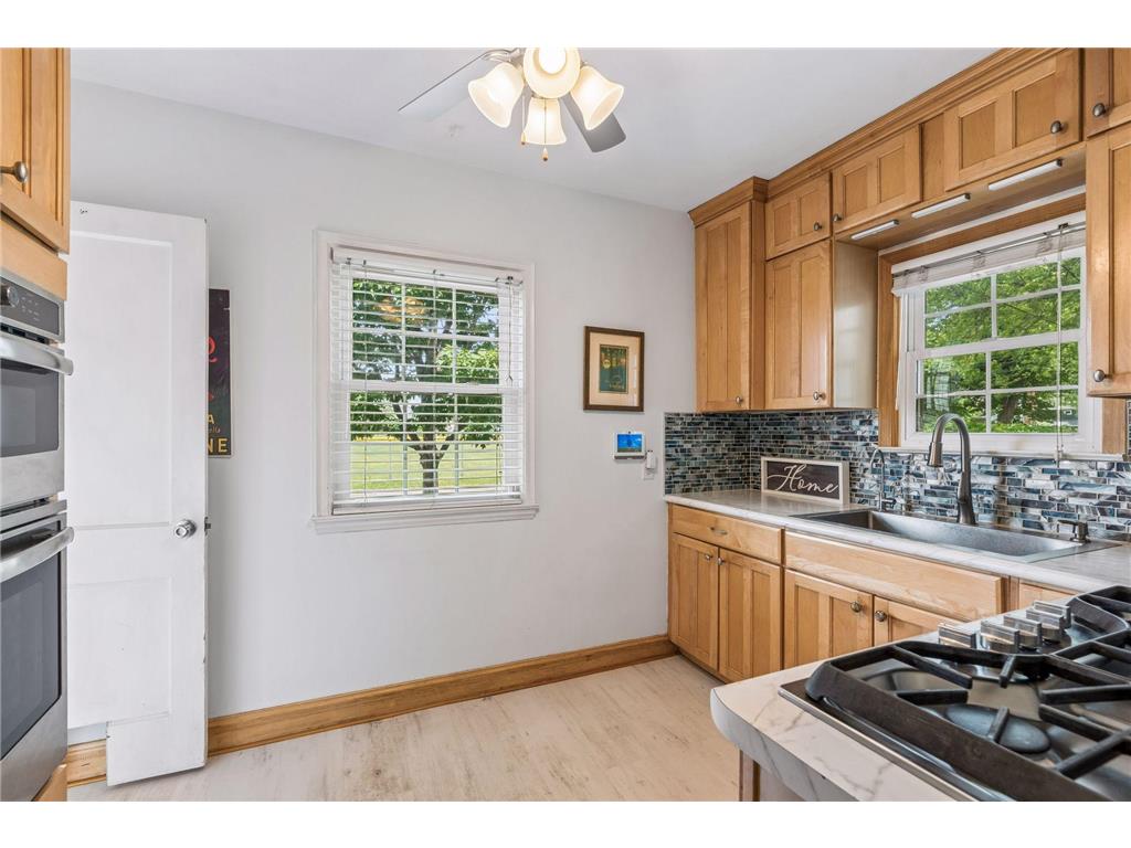 3301 Brownlow Avenue Saint Louis Park MN 55426 7083027 image8