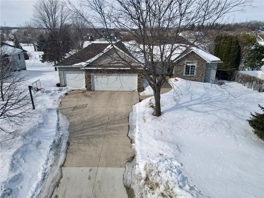 3301 Eagle Ridge Drive E, Willmar, MN, 56201 MLS 6333231 Edina Realty