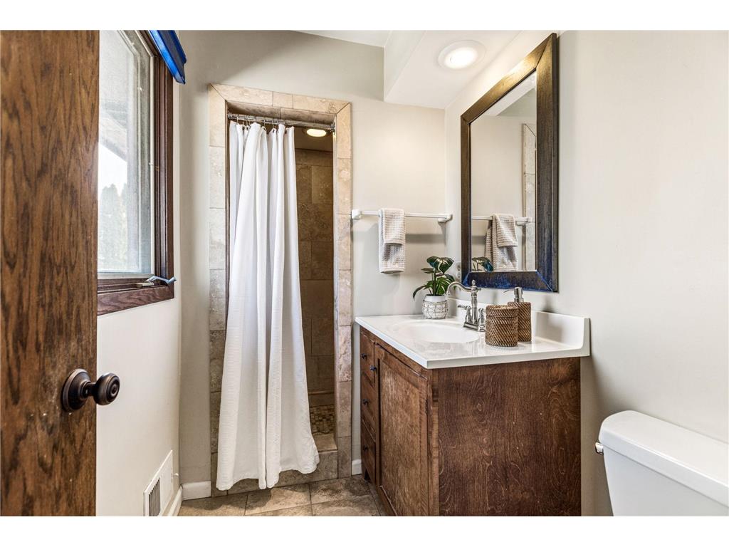 3301 Edgemere Avenue Saint Anthony MN 55418 6819853 image16