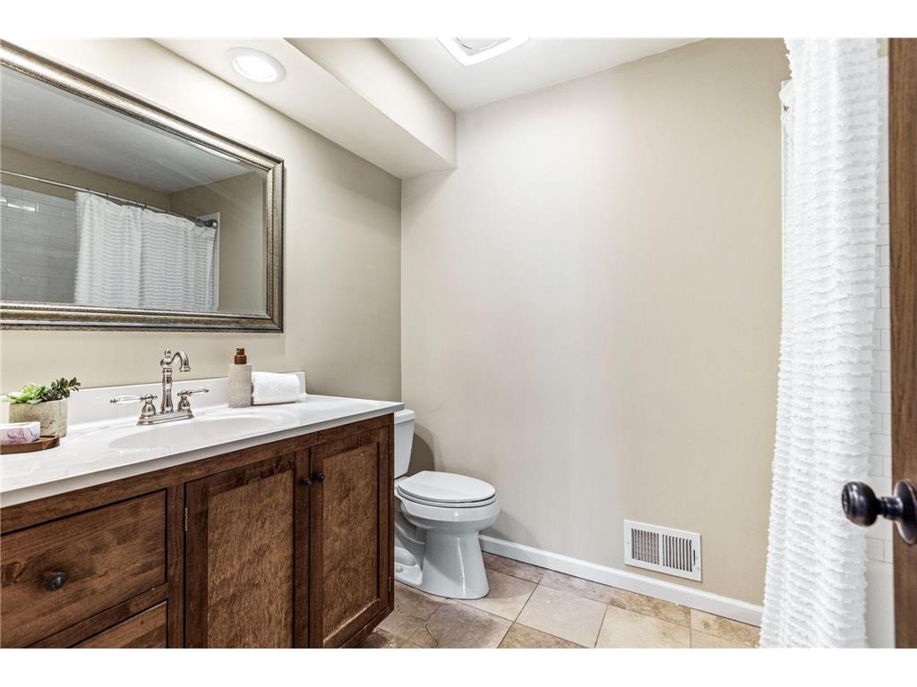 3301 Edgemere Avenue Saint Anthony MN 55418 6819853 image20