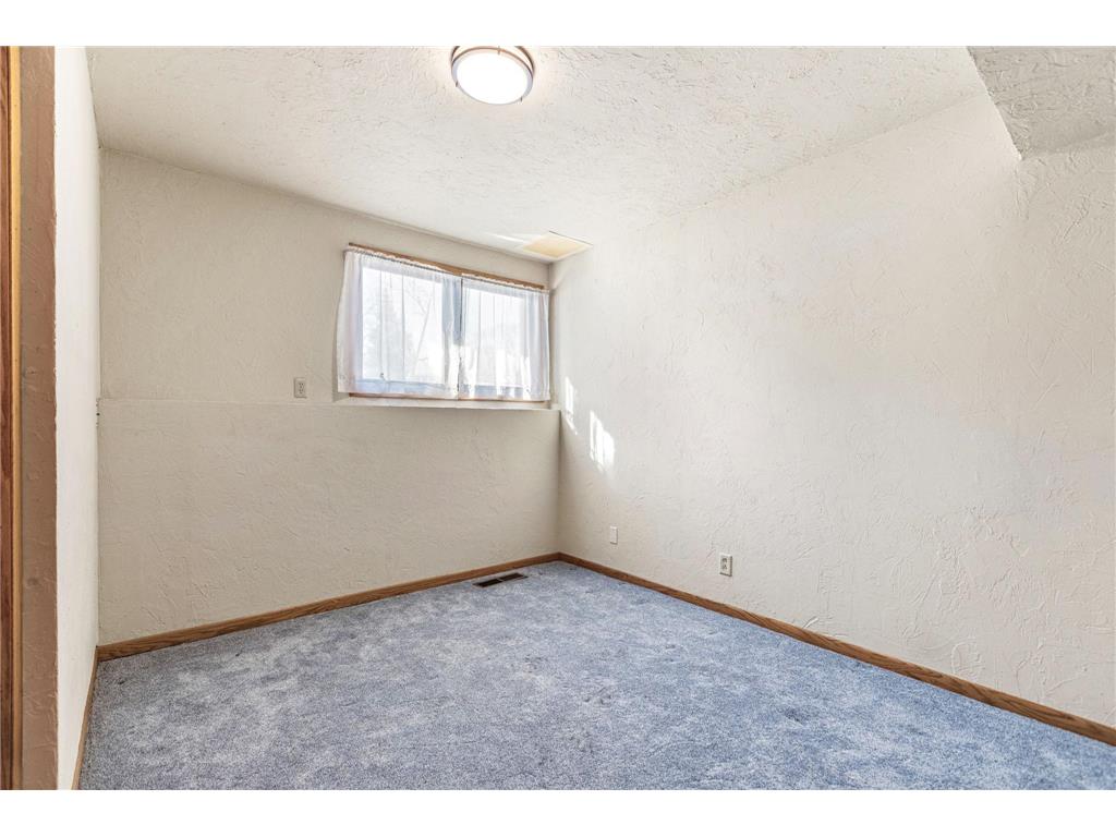 3301 Edgemere Avenue Saint Anthony MN 55418 6819853 image27