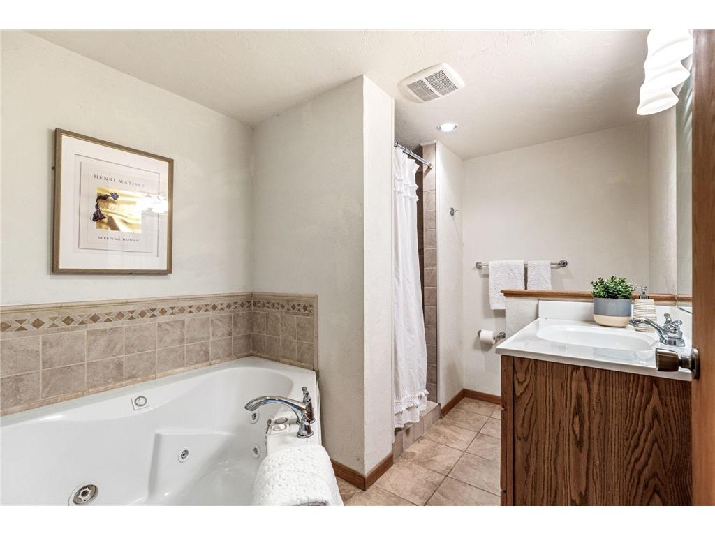 3301 Edgemere Avenue Saint Anthony MN 55418 6819853 image28