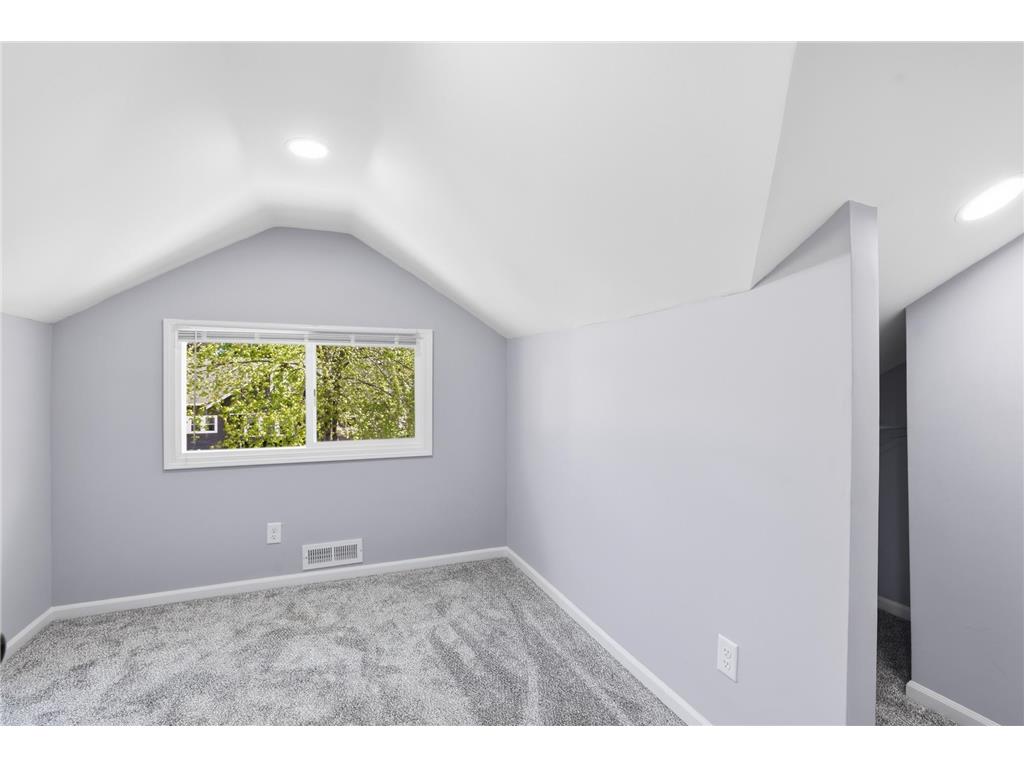 3301 Lyndale Avenue N Minneapolis MN 55412 7066772 image10