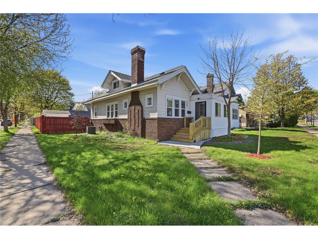 3301 Lyndale Avenue N Minneapolis MN 55412 7066772 image2